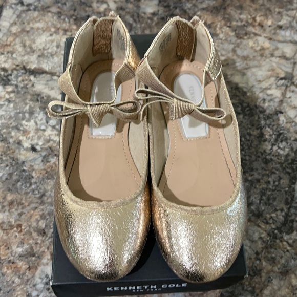 Girls Kenneth Cole flats - Picture 1 of 7
